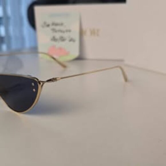 MISSDIOR sunglasses - Picture 2 of 3